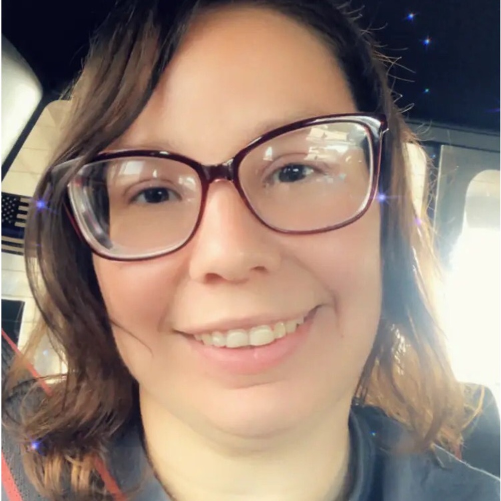 Meet your Posher, Kayla